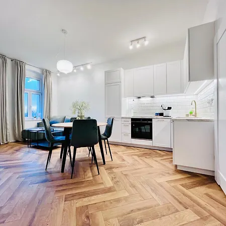 Kamienica Centrum - 1 Maja Lubiń