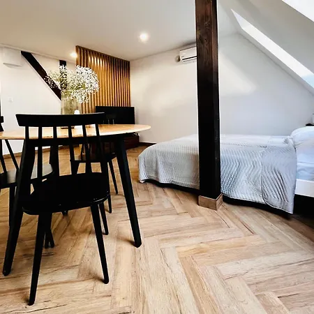 Kamienica Centrum - 1 Maja * Lubin (Lower Silesia)