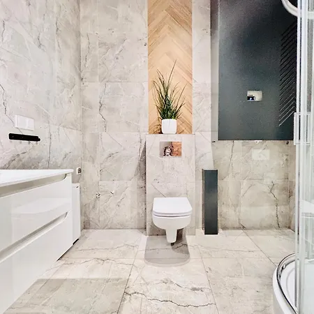 Kamienica Centrum - 1 Maja