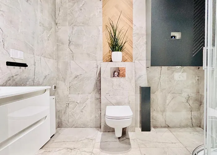 Kamienica Centrum - 1 Maja